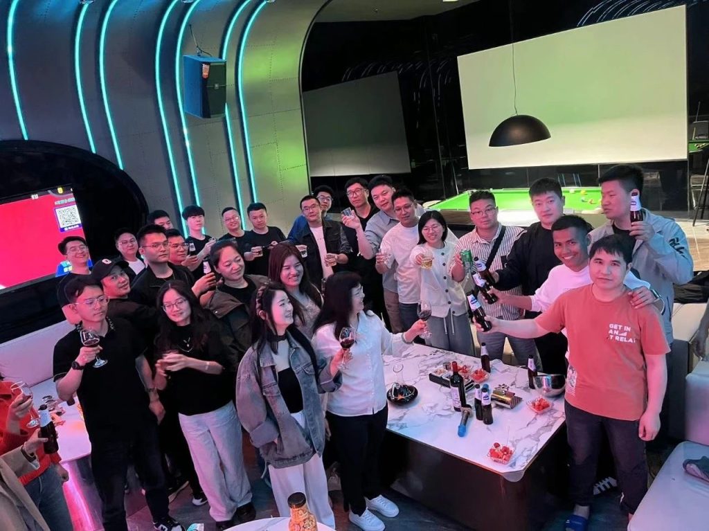 图片[14]-都在挣钱！𝟏个真正靠谱能让你挣到钱的社群！-知鸿阁